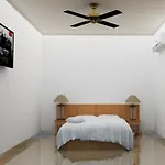 Hostal Santa Lucia